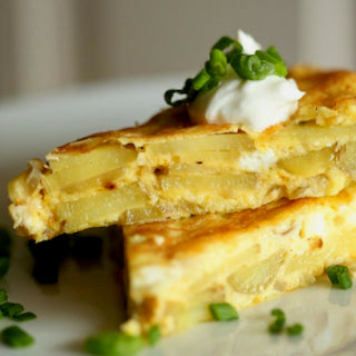 Spanish Tortilla with Garlic & EVOO Aioli